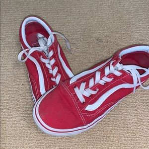 Red lace up vans (MENS US 5.5) (WOMENS US 7.0)